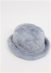 ASOS DESIGN fluffy faux fur bucket hat in grey από το Asos