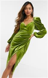 ASOS LUXE velvet sweetheart neckline midi bodycon tuck dress with puff long sleeve in green από το Asos