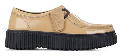 Clarks Torhill Γυναικεία Μοκασίνια σε Μπεζ Χρώμα από το Epapoutsia