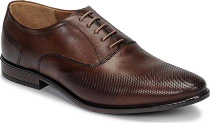 Oxfords André PERFORD από το Spartoo