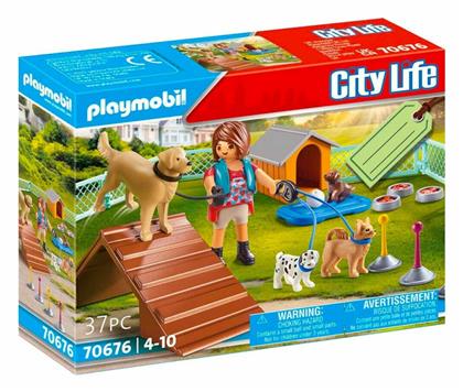 Playmobil City Life Εκπαιδεύτρια Σκύλων για 4-10 ετών